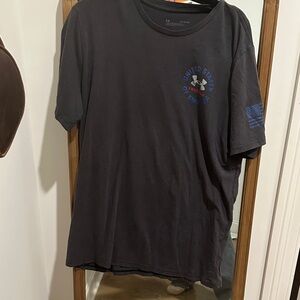 Under Armour Men's Dark Gray Tee with Blue Accents